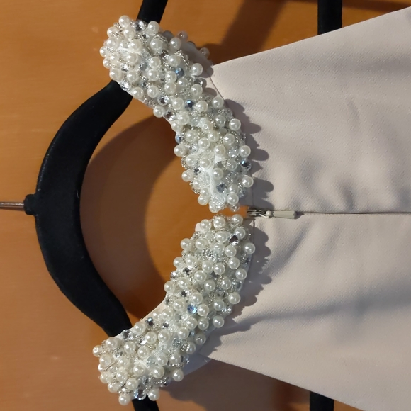 Beaded Halter Neck Crepe Gown - Picture 7 of 10